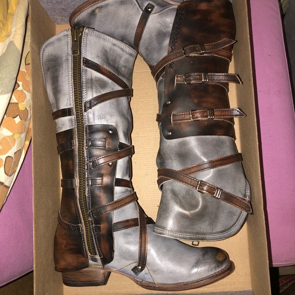 Freebird Boots Rylie Size 8 Grey